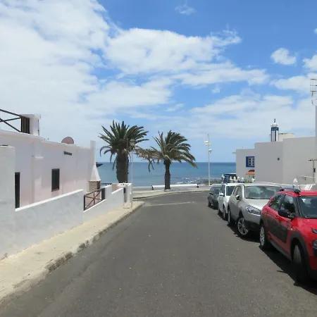 Apartment La Barquita By The Beach Playa Honda (Lanzarote)